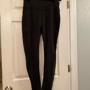 POP Fit pocket leggings with mesh inserts